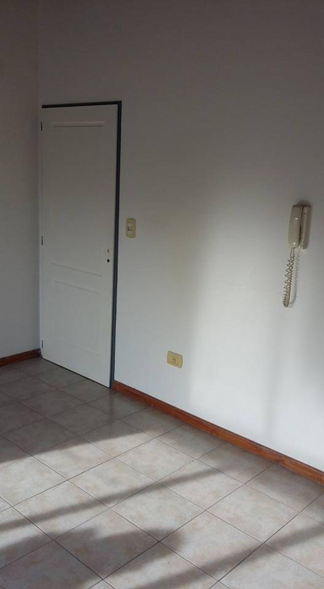 DEPARTAMENTO MONOAMBIENTE SOBRE SANTOS VEGA — foto 8