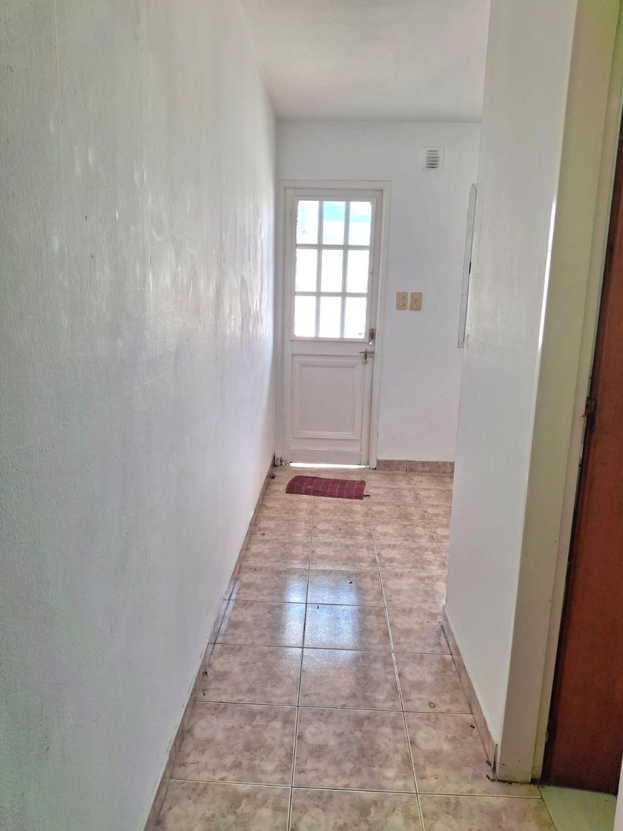 Departamento tipo duplex 2 ambientes con patio - 5