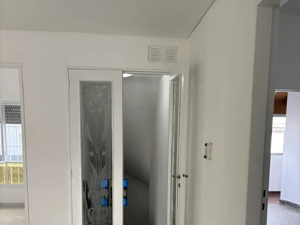PH Alquiler 3 ambientes 60 años, 90m2, Frente, Larrea 2500 piso -, Lomas del Millón | Argenprop - 3