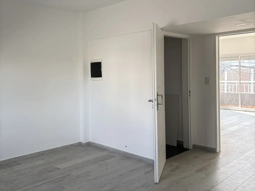 Alquiler Departamento 2 dormitorios 1 año, Este, 65m2, Colon 3100 piso 1, Lomas del Millón | Argenprop - 4