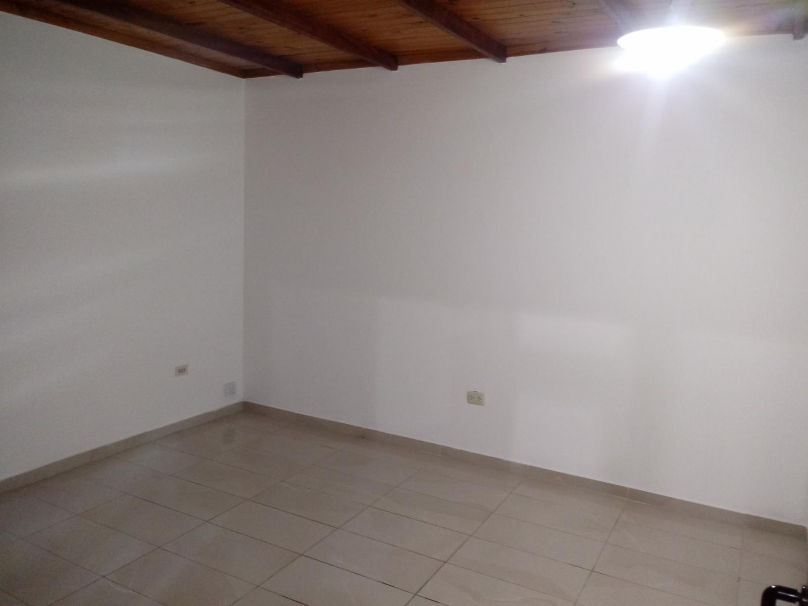 DEPARTAMENTO DE PASILLO — foto 8