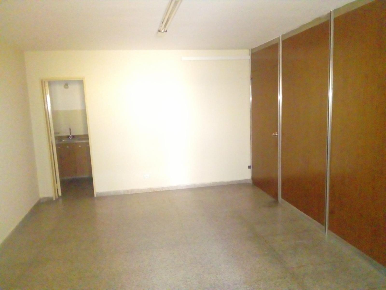 Venta 2 Oficinas z/Edén Entradas en Centro U$S60.000. — foto 2