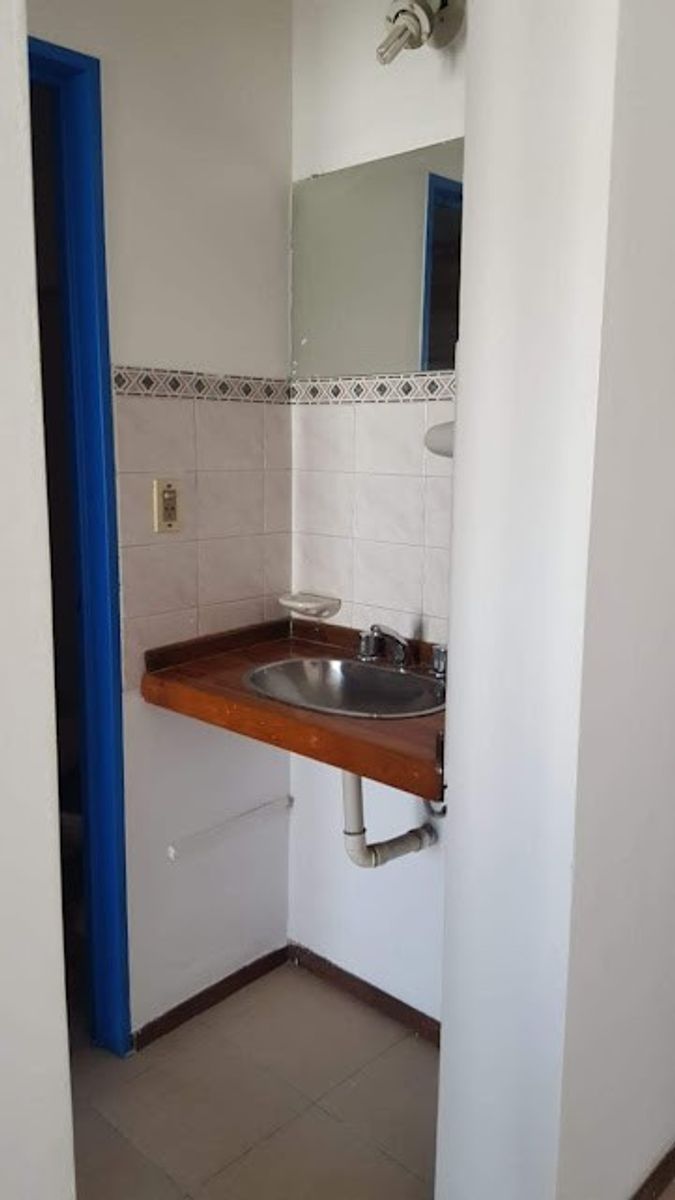 Retasado Departamento 1 dormitorio c/Renta en Alto Alberdi U$S42.000. — foto 12