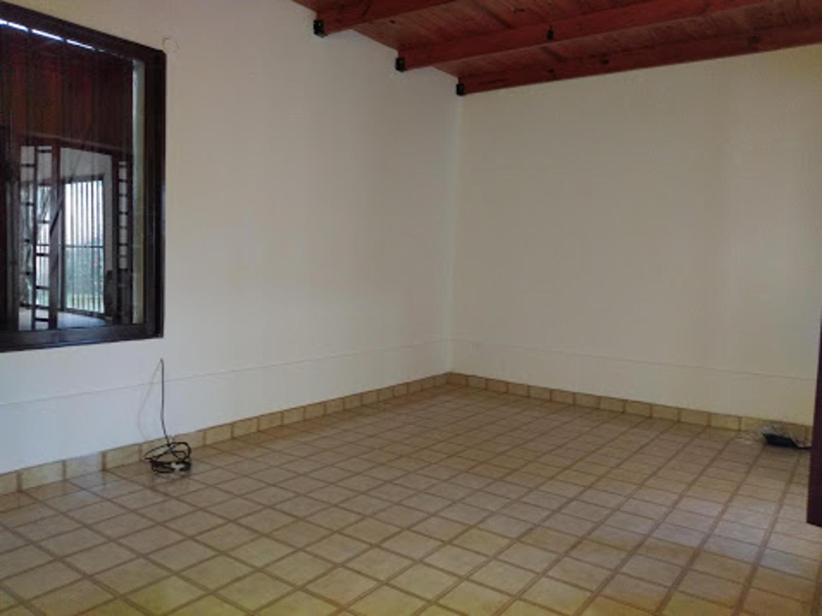 Alquiler Casa 3 dormitorios garage patio asador en Parque Capital Sud. — foto 6