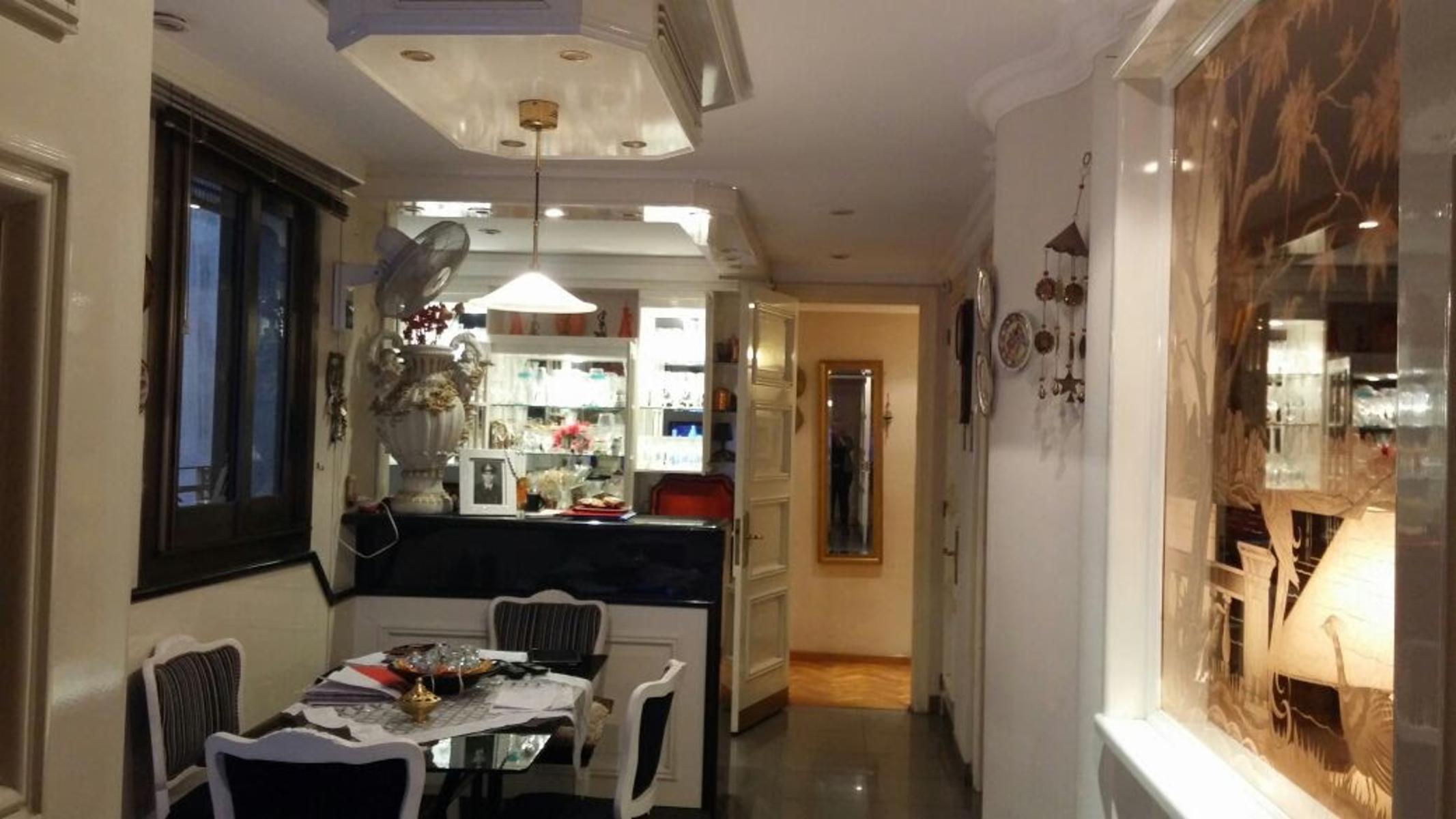 Venta Departamento de categoría 3 dormitorios escritorio cochera z/Peatonal en Centro U$S370.000. — foto 3