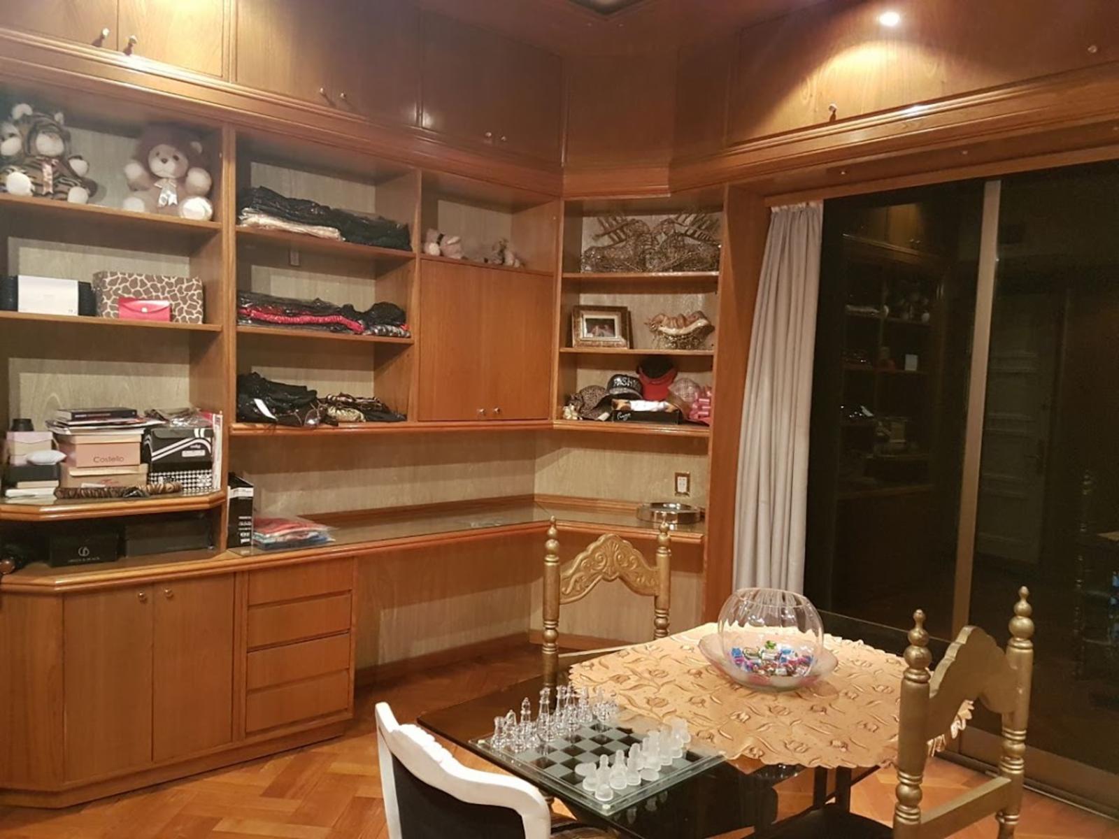 Venta Departamento de categoría 3 dormitorios escritorio cochera z/Peatonal en Centro U$S370.000. — foto 6