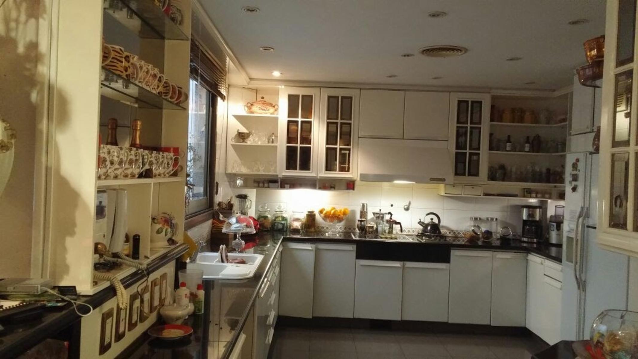 Venta Departamento de categoría 3 dormitorios escritorio cochera z/Peatonal en Centro U$S370.000. — foto 15