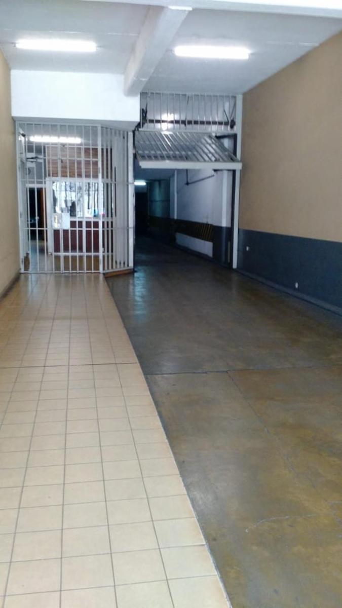 Retasado Venta Cochera z/Tribunales I en Centro U$S7.000.