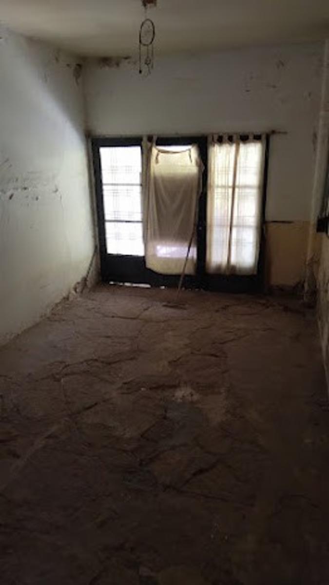 Retasado Venta Casa a Reciclar 2 dormitorios Escritura z/Plazoleta Las Barrancas de Colinas en Colinas de Vélez Sarsfield U$S55.000. — foto 5