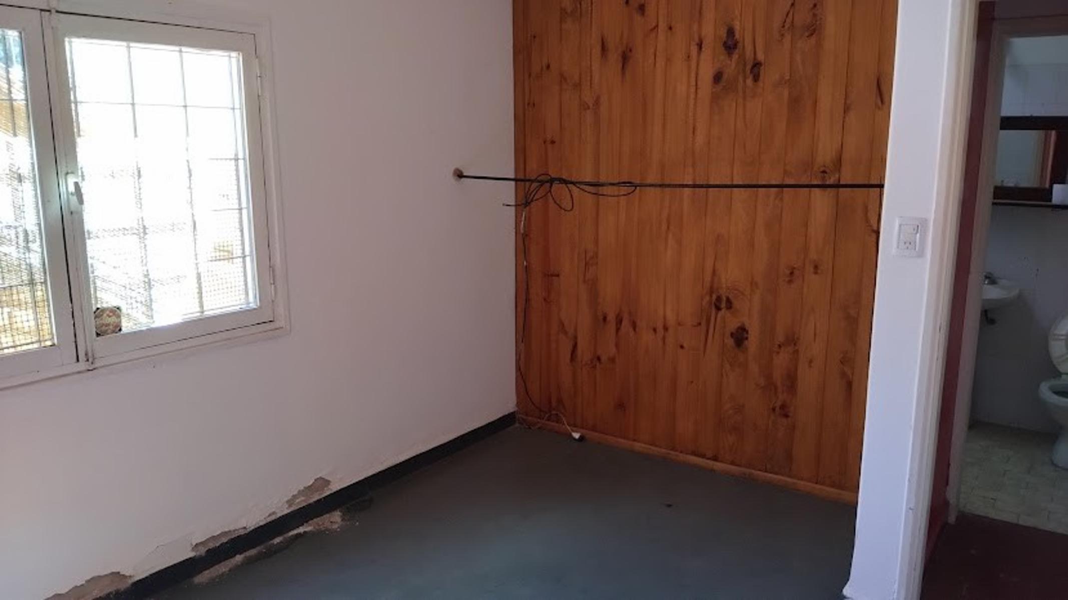 Retasado Venta Casa a Reciclar 2 dormitorios Escritura z/Plazoleta Las Barrancas de Colinas en Colinas de Vélez Sarsfield U$S55.000. — foto 12