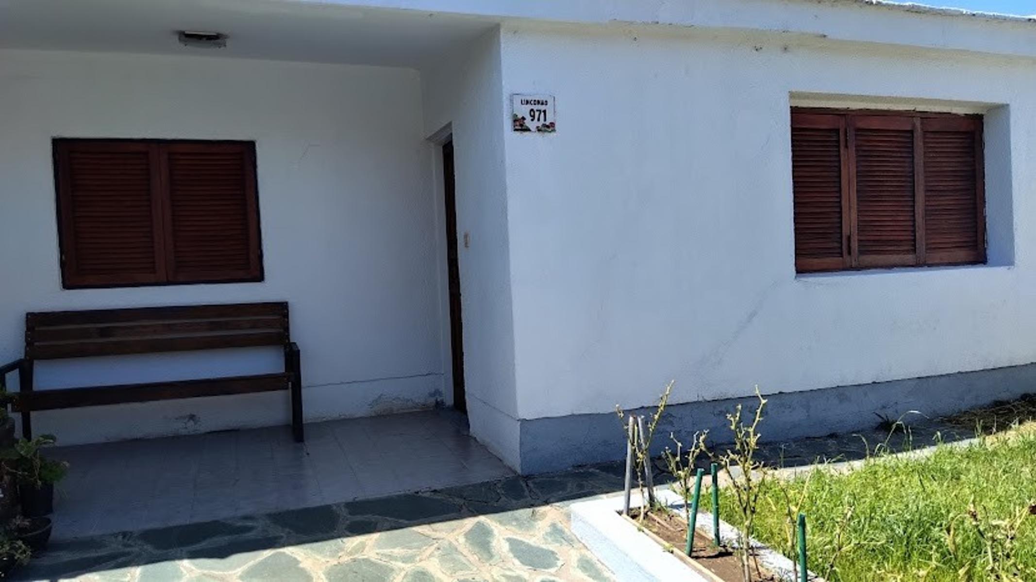 Retasado Venta Casa 4 dormitorios Escritura z/Colegios en ParqueRepublica U$SS32.000. — foto 3