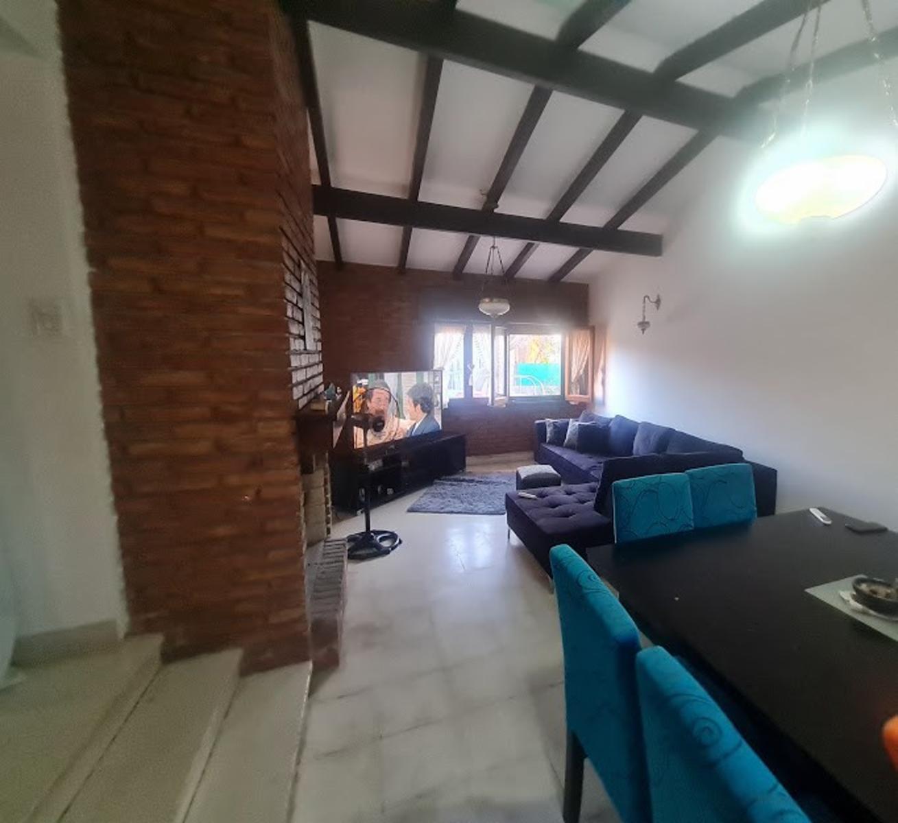 Venta Casa 3 dormitorios 2 patios asador cochera + depto independiente en La Cumbre U$S130.000. — foto 12