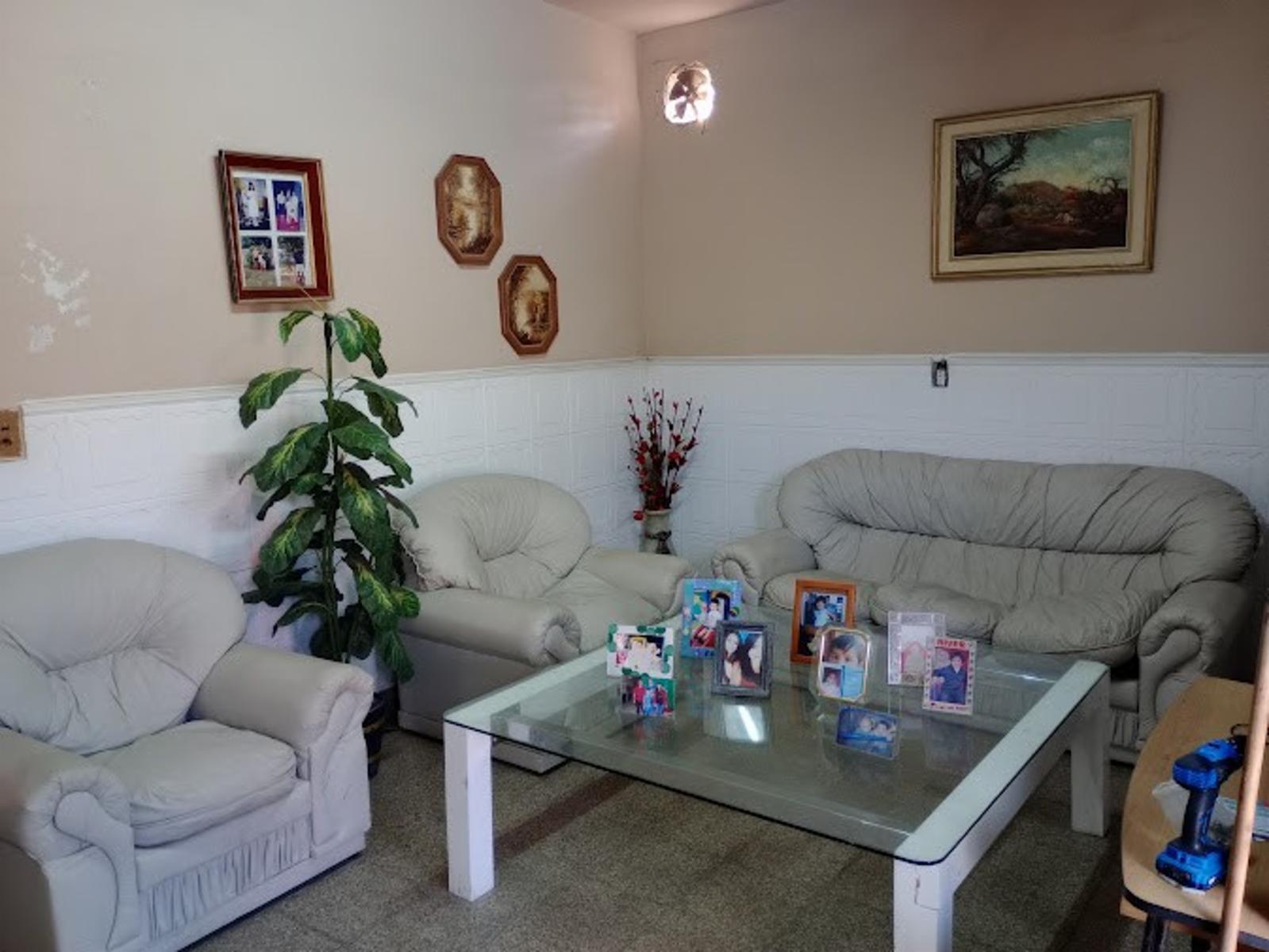 Venta Casa 2 dormitorios cochera patio z/Asociación Cultural Haroldo Andenmatten en Villa Paez U$S48.000. — foto 3