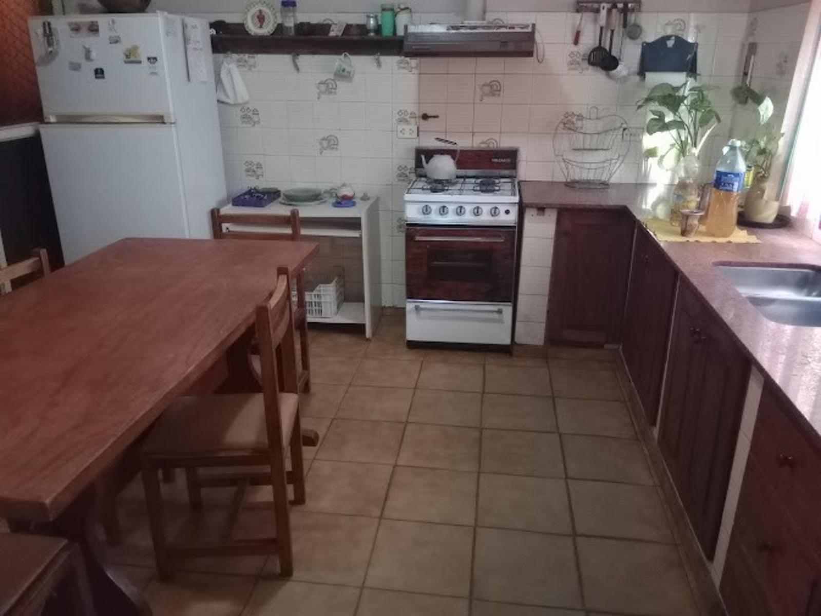 Venta Casa 2 dormitorios cochera patio z/Asociación Cultural Haroldo Andenmatten en Villa Paez U$S48.000. — foto 7
