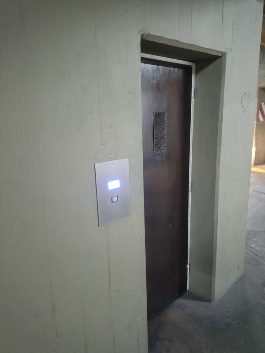 Venta Semipiso Departamento 3 dormitorios cochera z/Plaza España en Nueva Córdoba U$S170.000. — foto 4