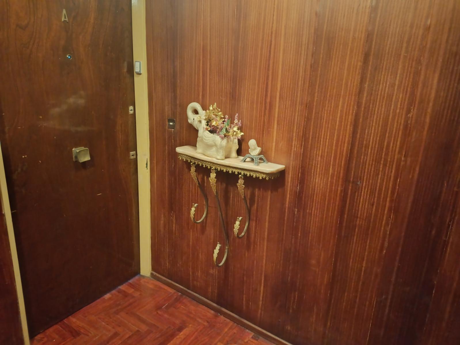 Venta Semipiso Departamento 3 dormitorios cochera z/Plaza España en Nueva Córdoba U$S170.000. — foto 5