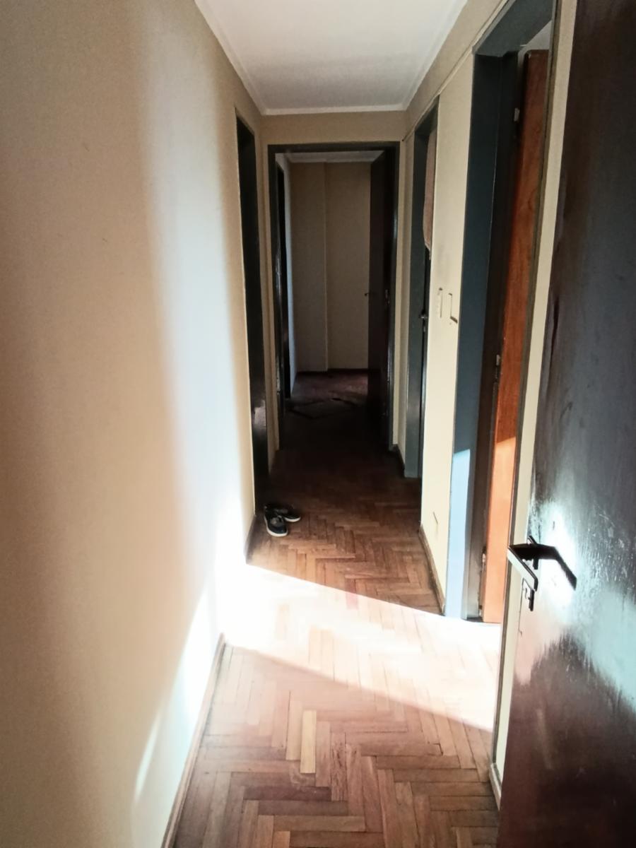 Venta Semipiso Departamento 3 dormitorios cochera z/Plaza España en Nueva Córdoba U$S170.000. — foto 10