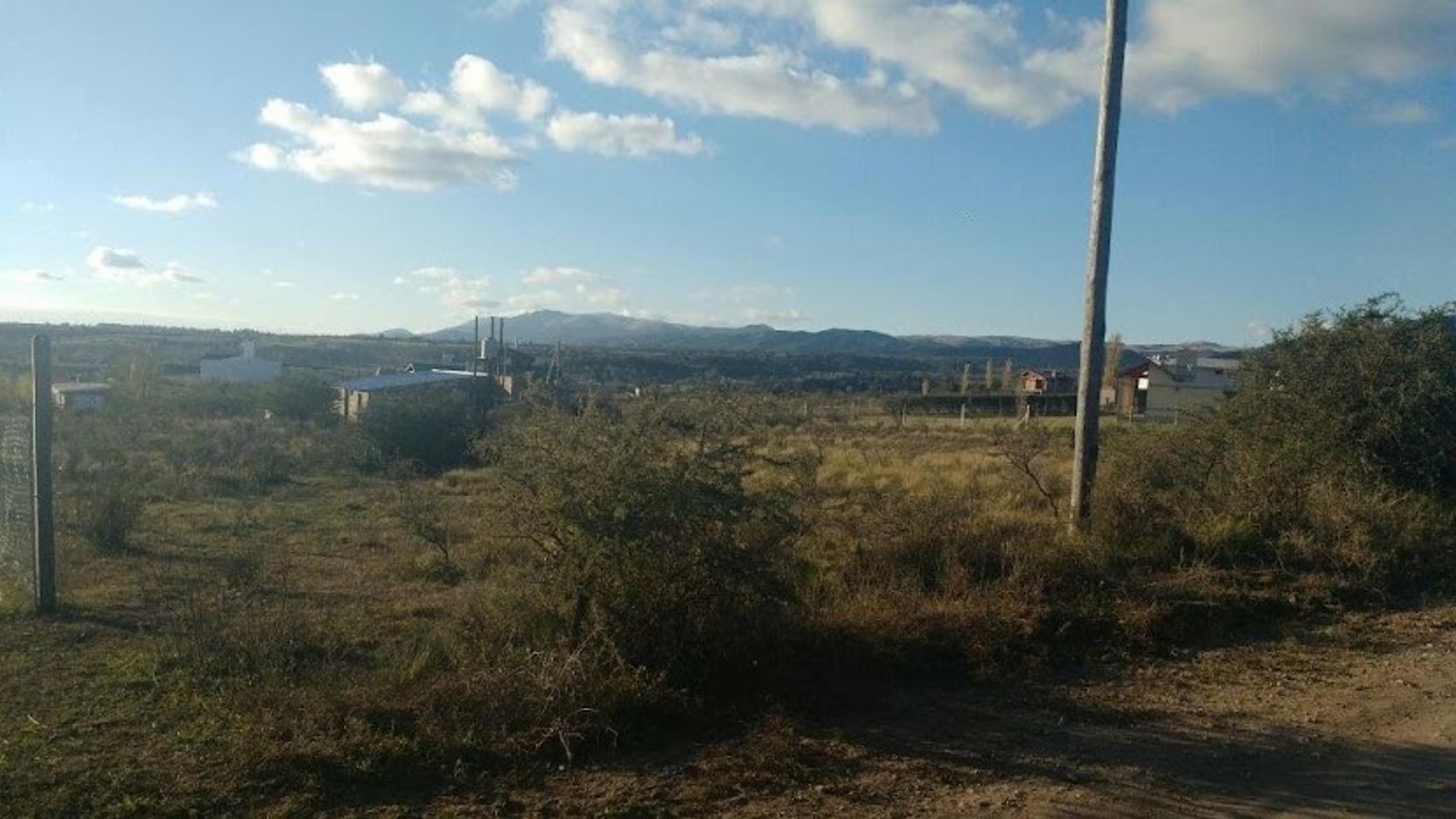 Venta Lotes 9 y 10 Manzana 143 en Villa Giardino U$S30.000.