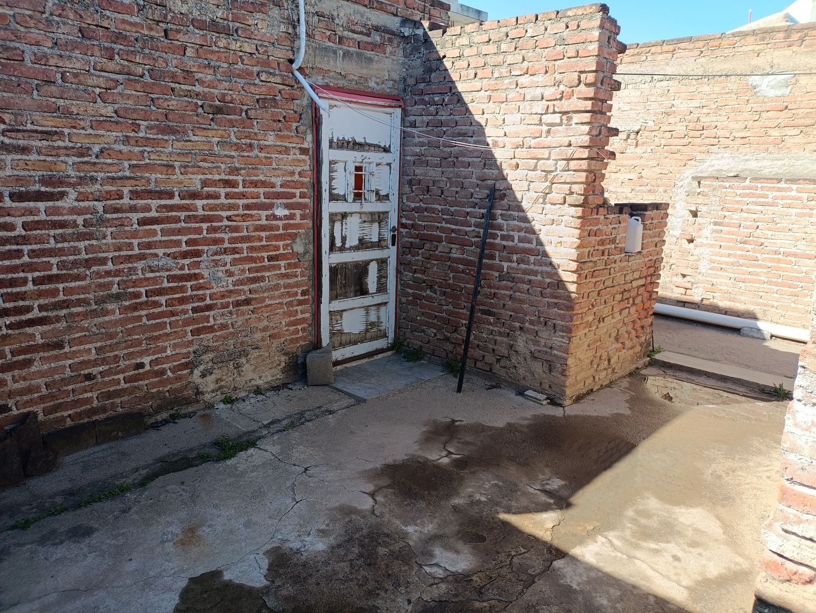 Venta Casa 3 dormitorios Escritura z/Plaza Unión LatinoamericanaenVillaCorina U$S40.000. — foto 3