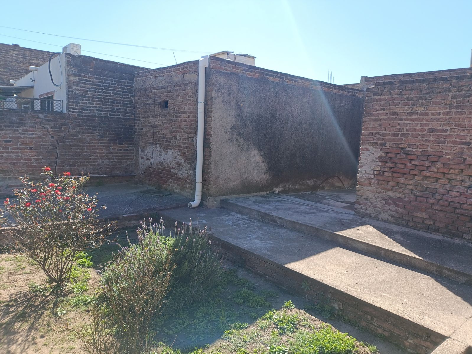 Venta Casa 3 dormitorios Escritura z/Plaza Unión LatinoamericanaenVillaCorina U$S40.000. — foto 6
