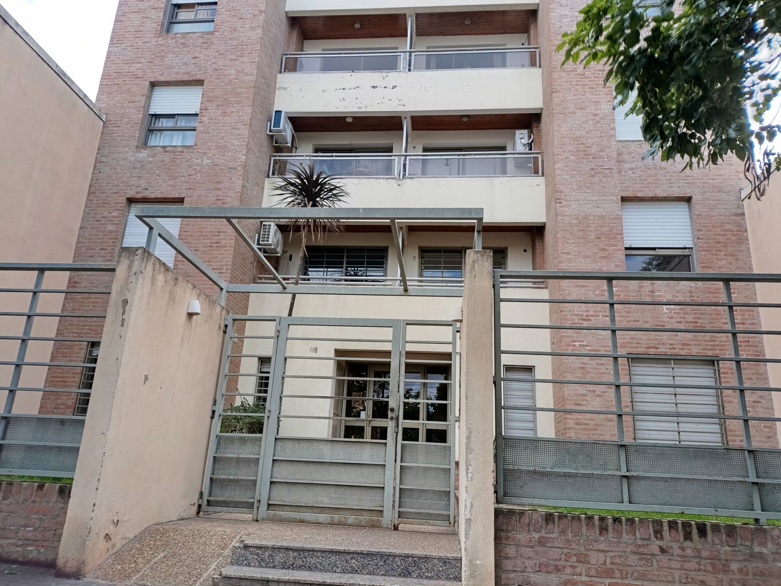 Venta Semipiso 1 dormitorio balcón terraza en Cofico U$S68.000. — foto 2
