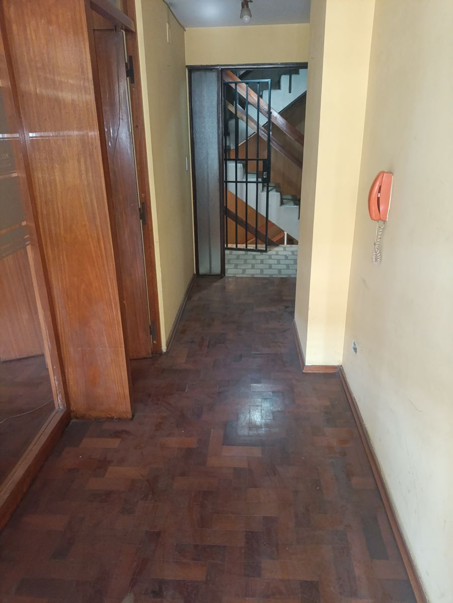 Venta Oficina 1 privado sala de reuniones kitchenette baño z/TribunalesI U$S35.000. — foto 2