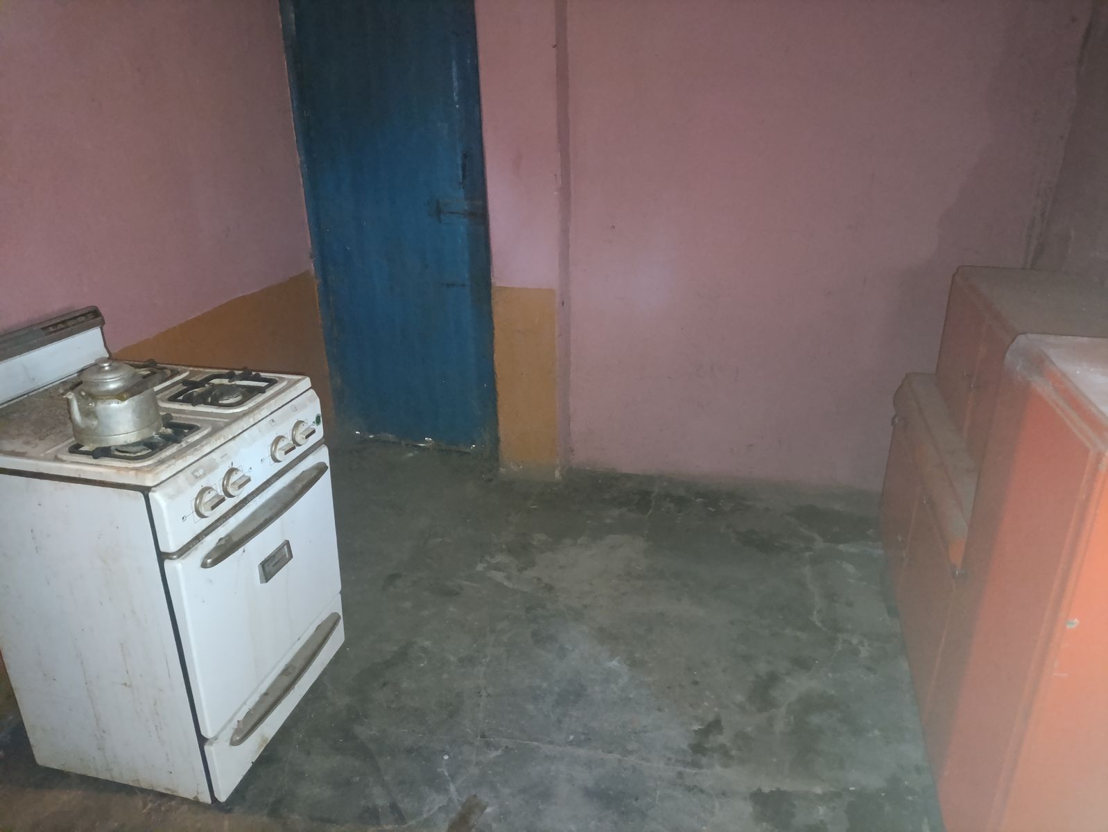 Retasado Casa Quinta a Reciclar Apto Industria Depósito Playa de Camiones U$S58.000. - 19