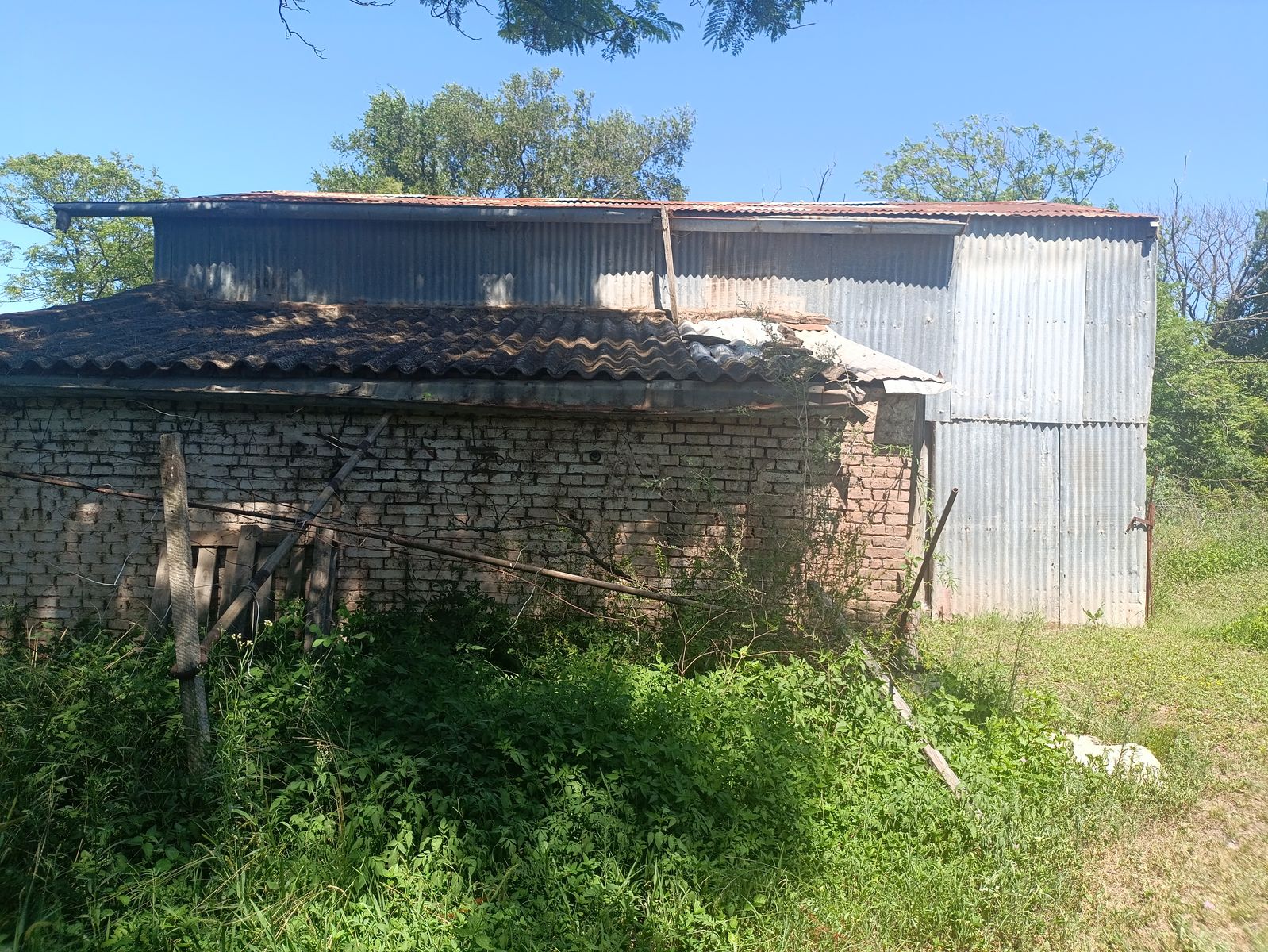 Retasado Casa Quinta a Reciclar Apto Industria Depósito Playa de Camiones U$S58.000. - 22