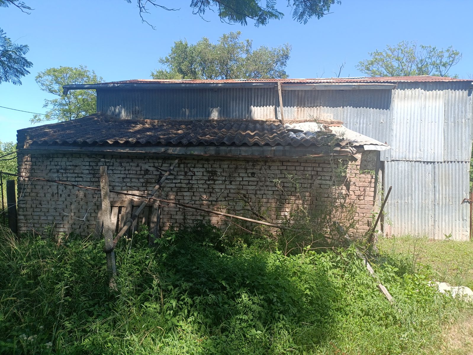 Retasado Casa Quinta a Reciclar Apto Industria Depósito Playa de Camiones U$S58.000. - 23