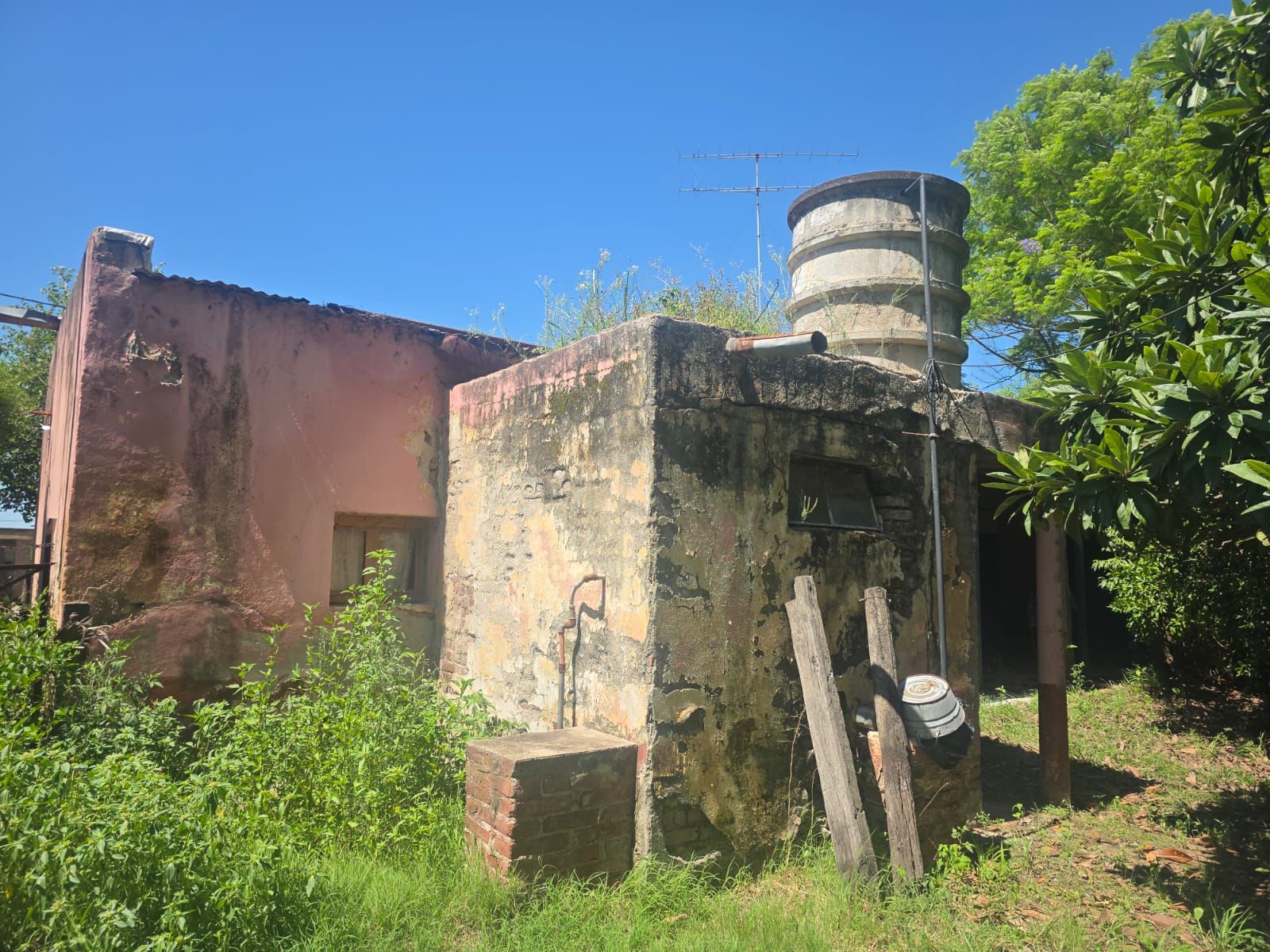 Retasado Casa Quinta a Reciclar Apto Industria Depósito Playa de Camiones U$S58.000. - 43