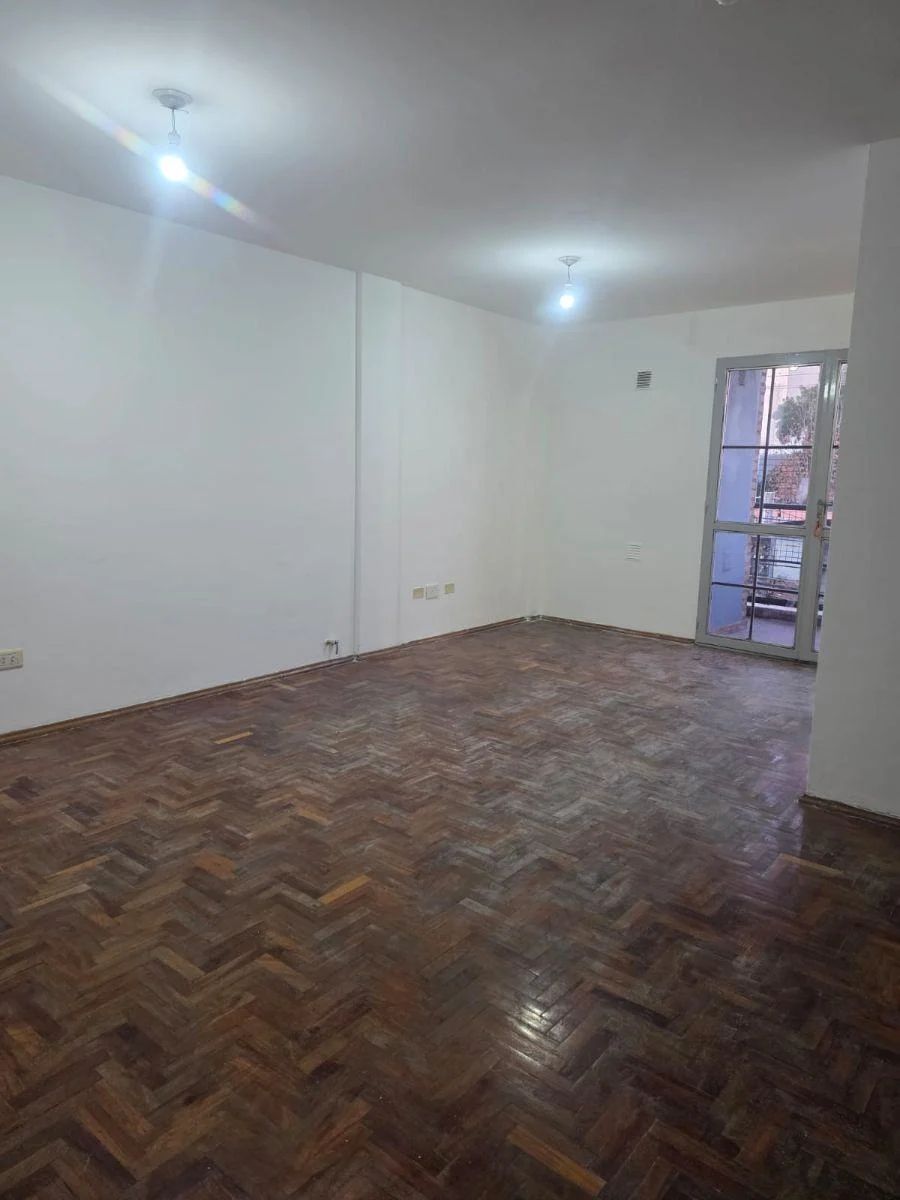 Alquiler Departamento 2 dormitorios en Barrio Alto Alberdi. - 1