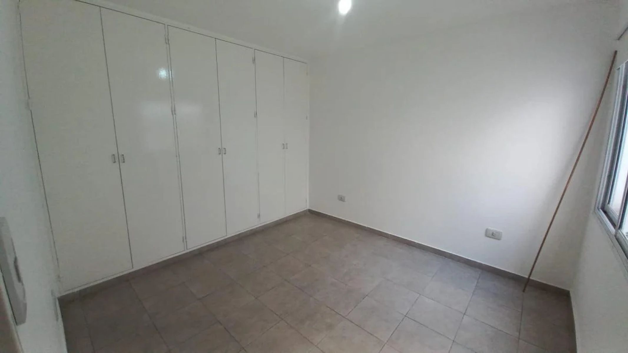 Alquiler Departamento 1 dormitorio balcón en Guemes. - 6