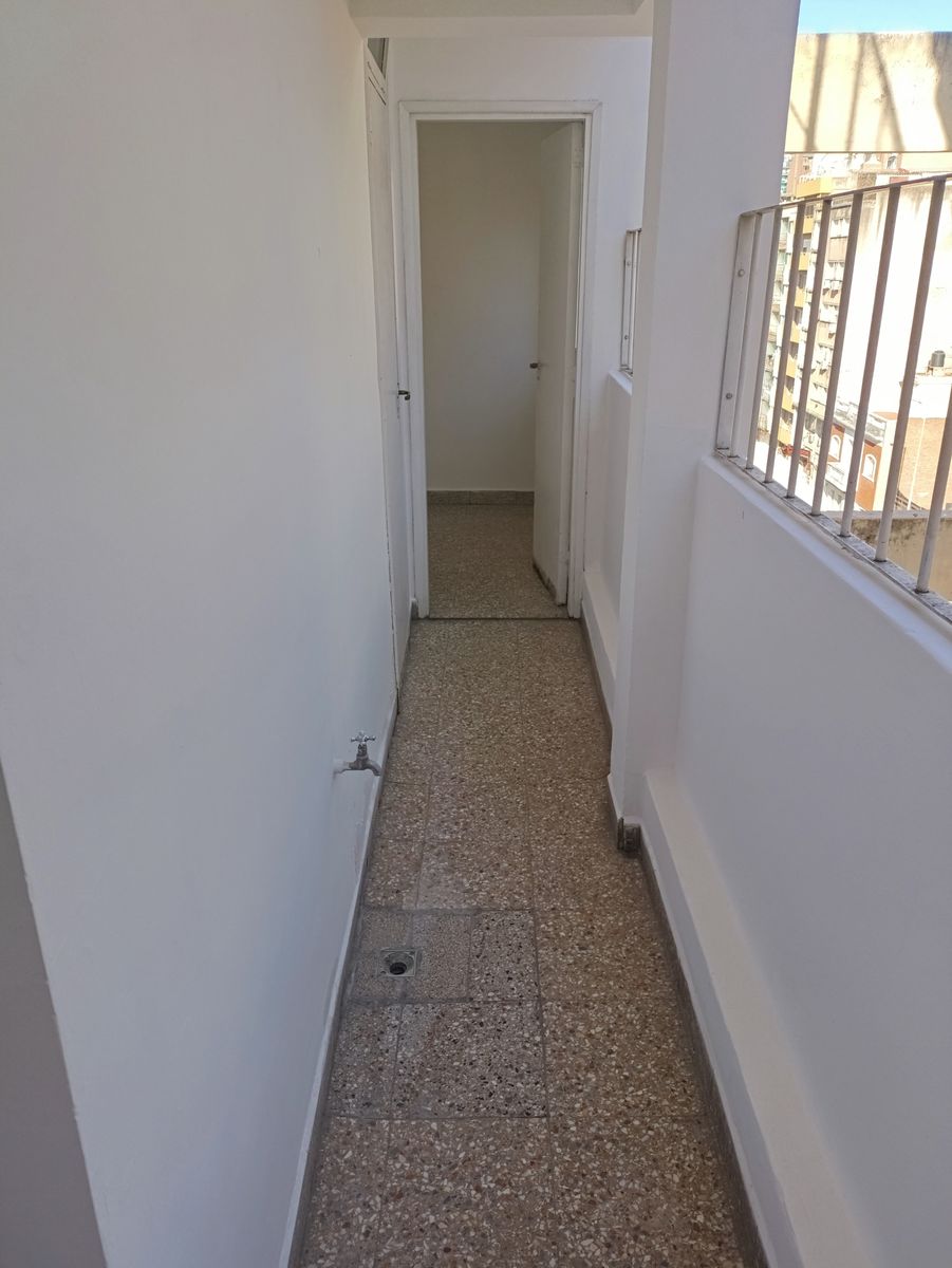 Venta Departamento 3 dormitorios 2 A/A balcón en Centro. - 13