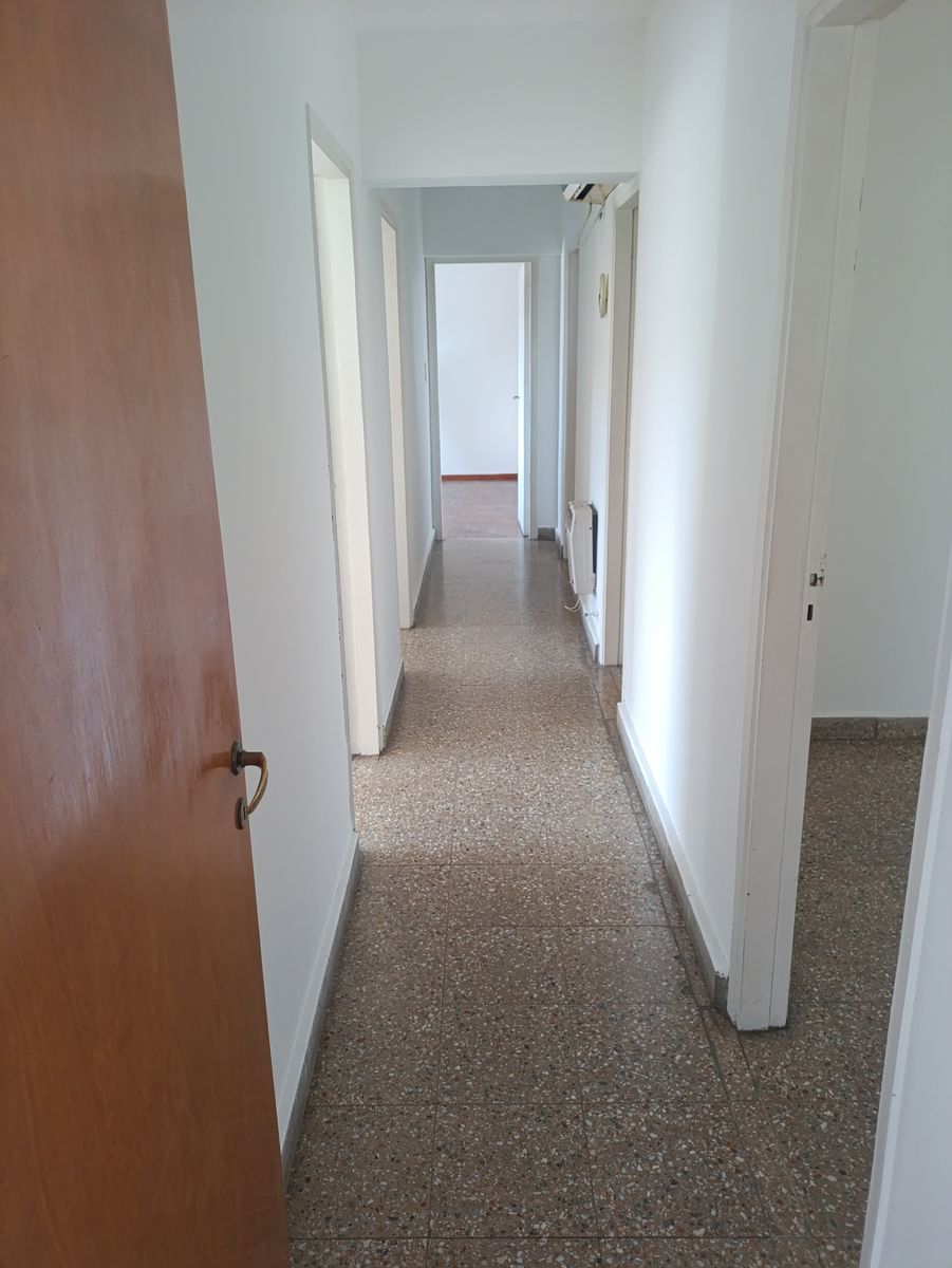 Venta Departamento 3 dormitorios 2 A/A balcón en Centro. - 17