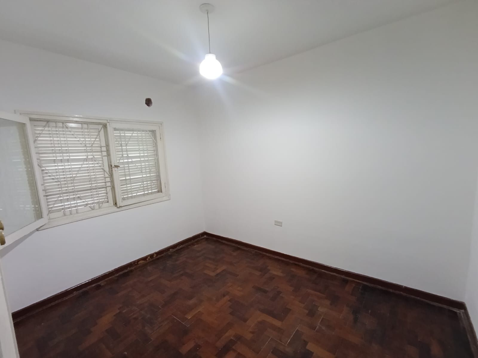 Alquiler Casa 3 dormitorios patio cochera en Colinas de Vélez Sarsfield. — foto 7