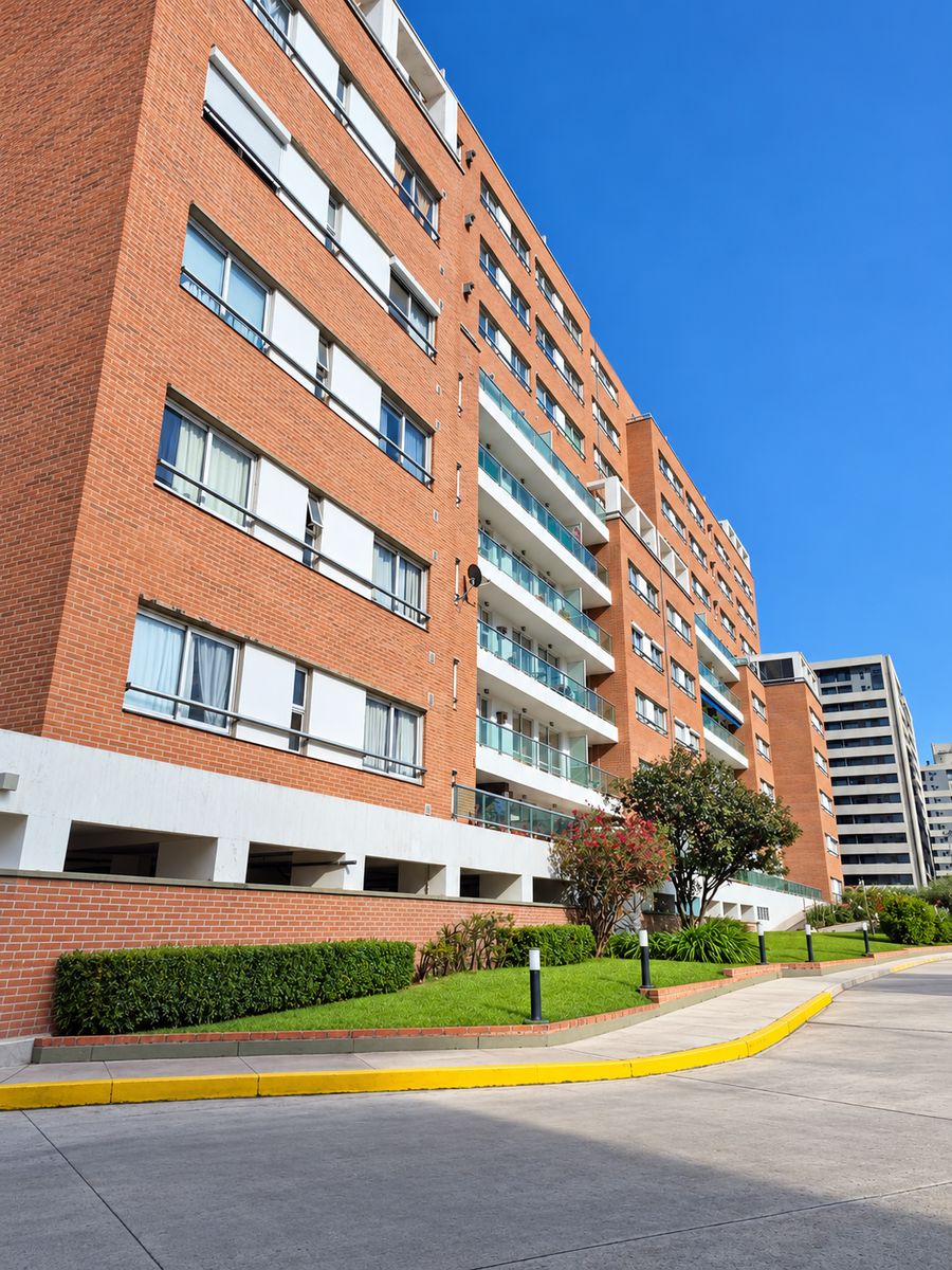 Alquiler Departamento 3 dormitorios Micénica Universitario en Barrio Crisol Norte. - 1