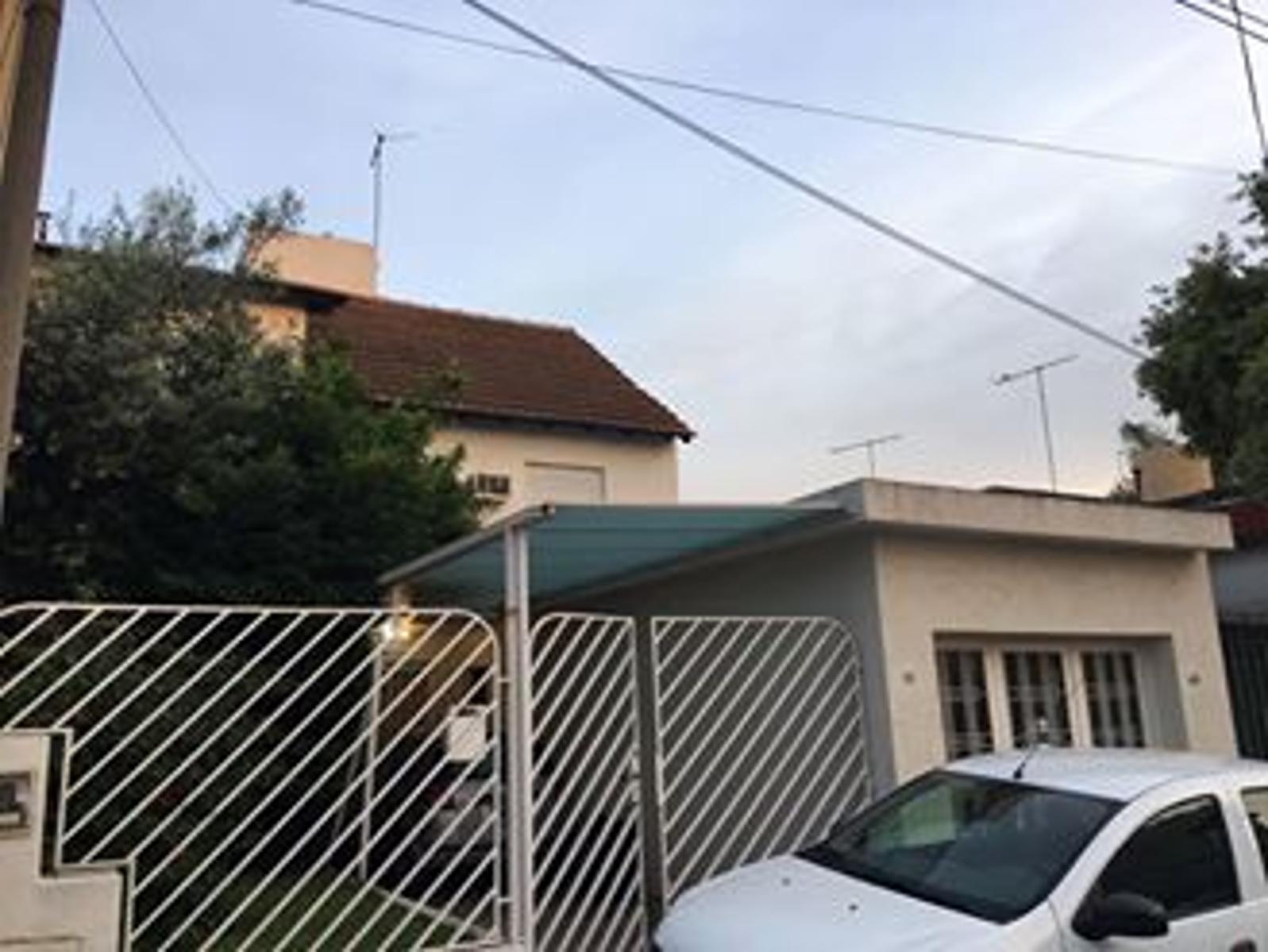 Apto Credito - Casa 4 amb en venta - Zona Ward- Villa Sarmiento — foto 3