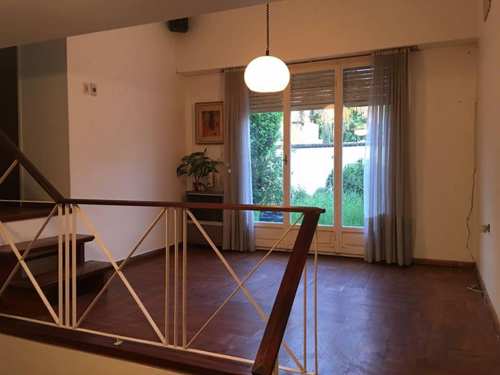Apto Credito - Casa 4 amb en venta - Zona Ward- Villa Sarmiento — foto 4