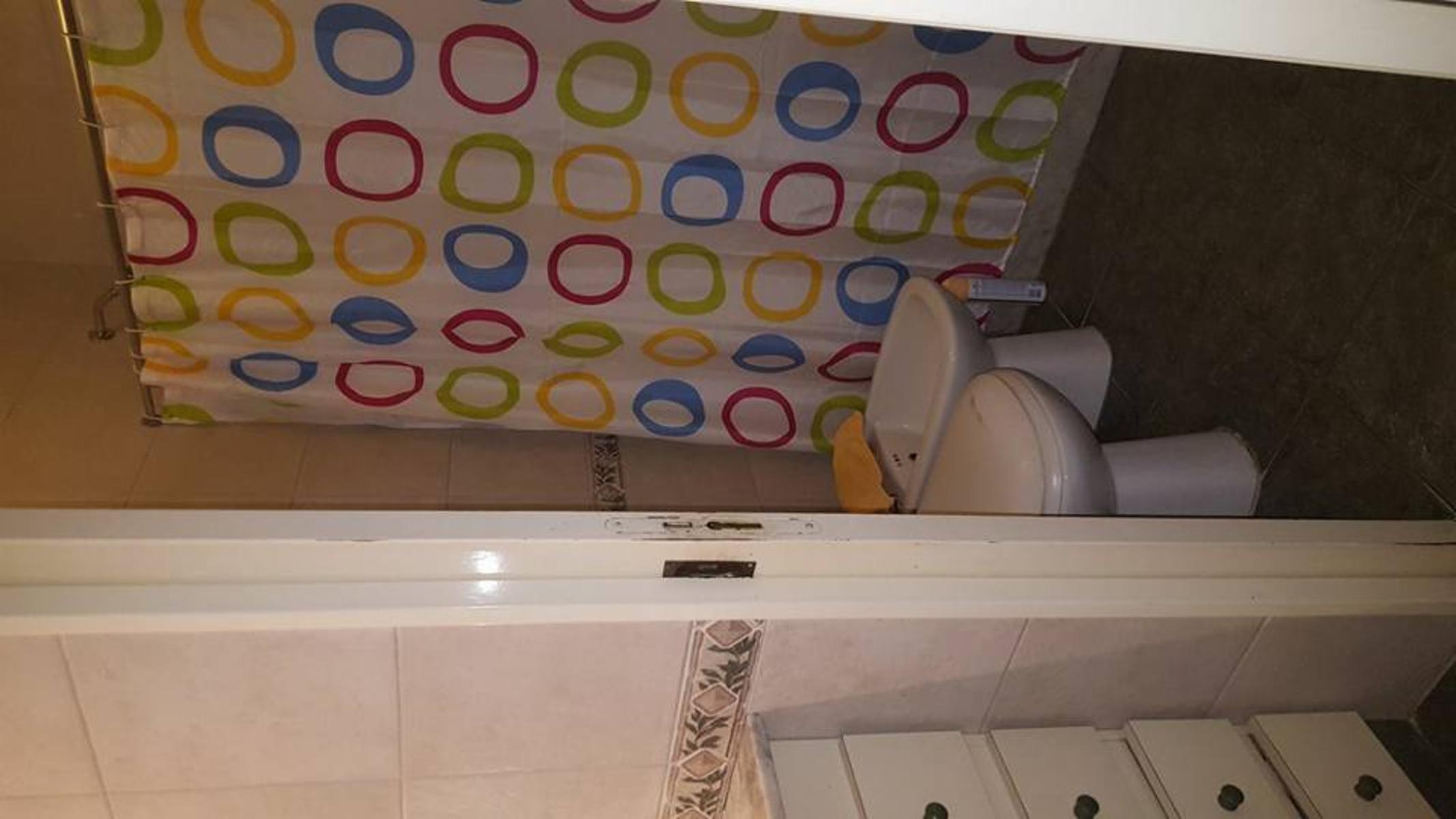 Hermosa casa 4 amb sobre amplio lote — foto 13