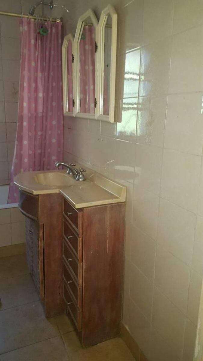 Hermosa casa en amplio lote