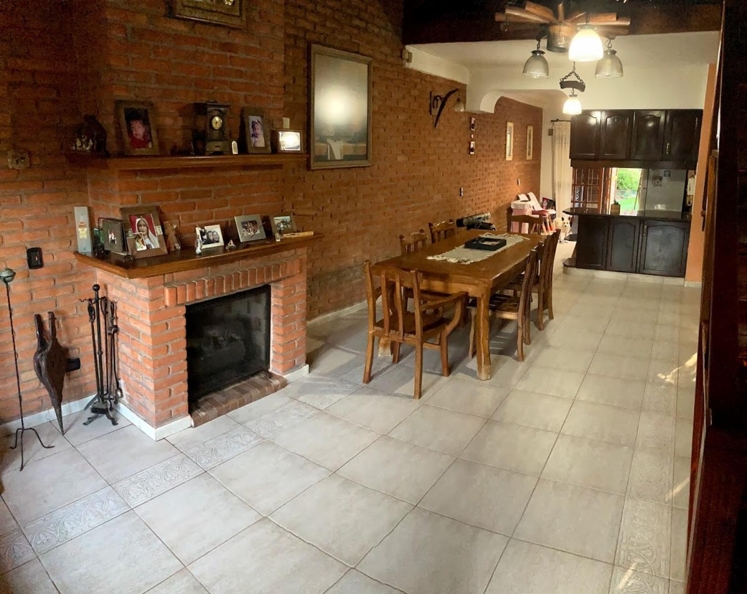 Hermoso Chalet 4 amb con parque, pileta y amplia cochera pasante — foto 5