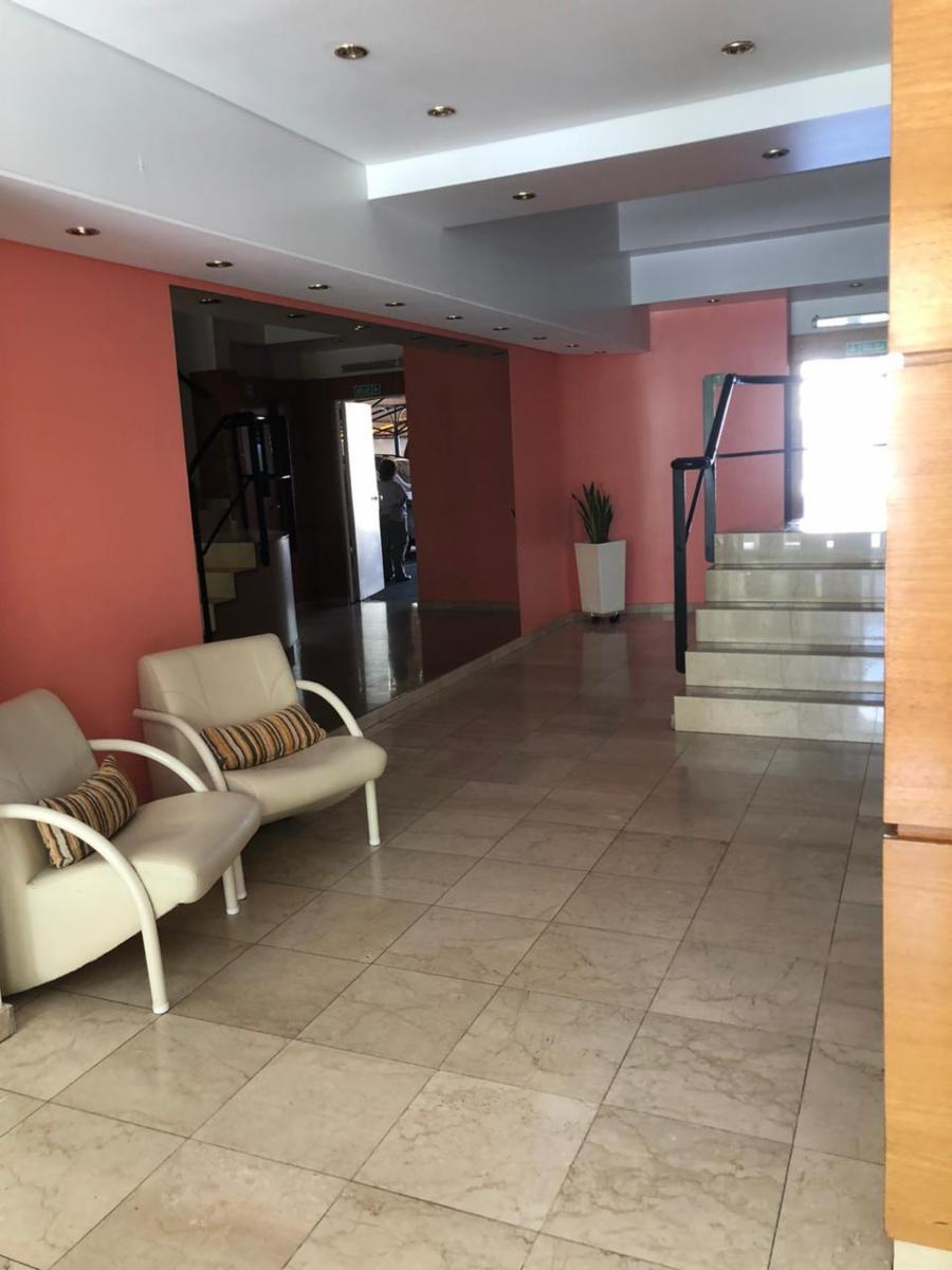 Excelente 2 amb, gran ubicacion - edificio de categoria — foto 6