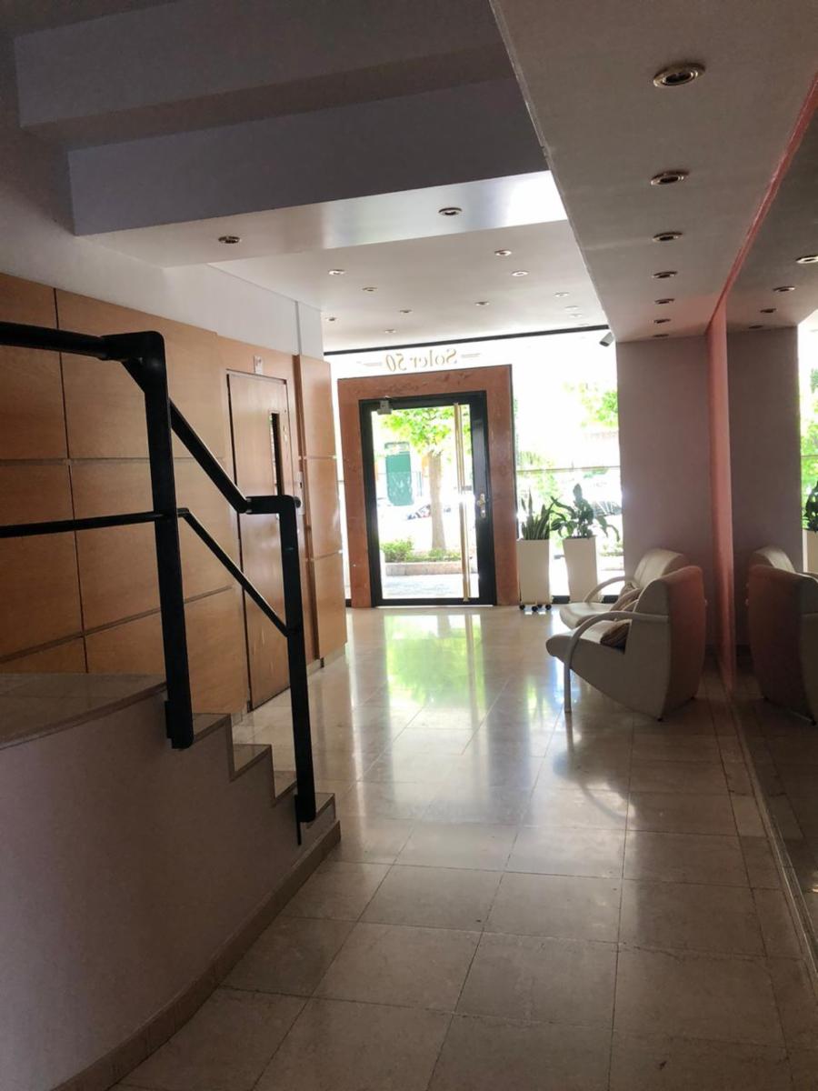 Excelente 2 amb, gran ubicacion - edificio de categoria — foto 7