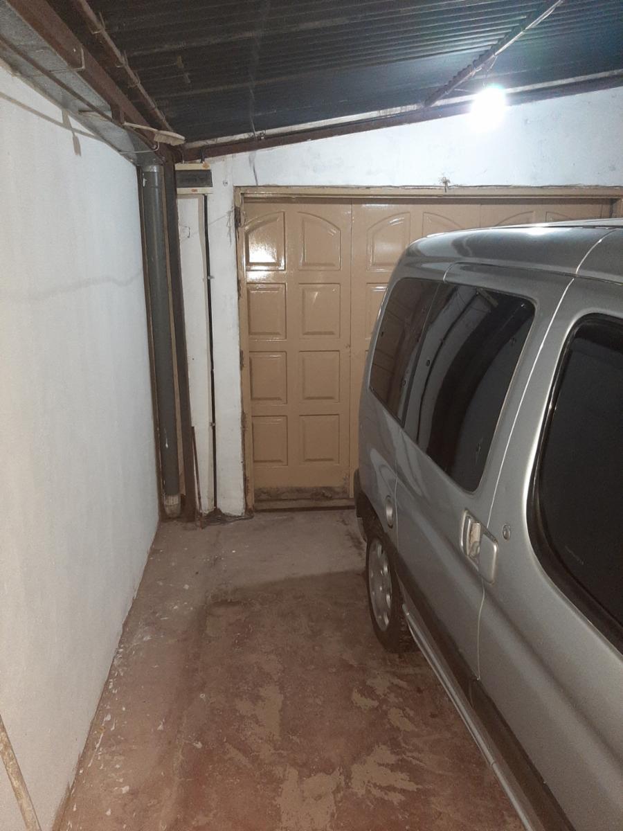 Casa 4 amb en gran lote con cochera y amplio fondo — foto 3