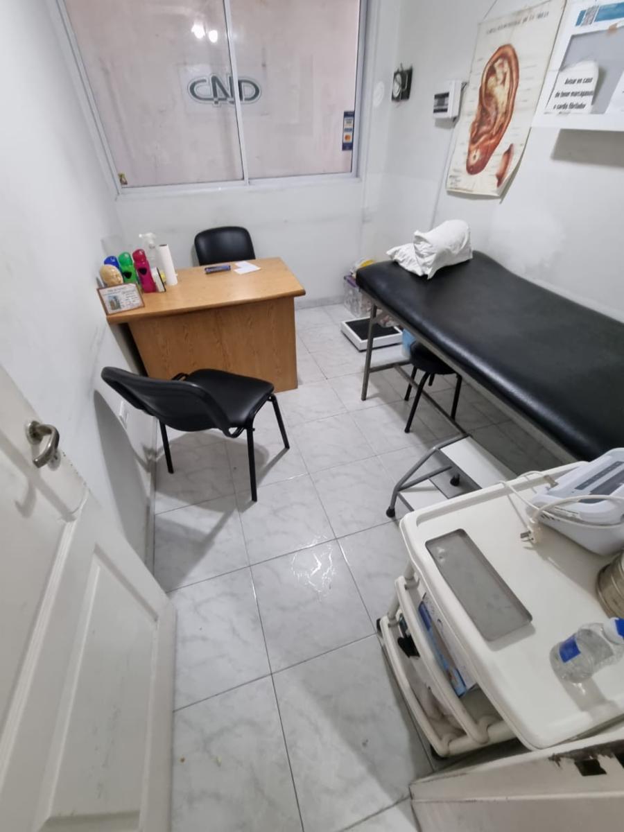 Inmejorable ubicación Consultorios mas departamento — foto 4