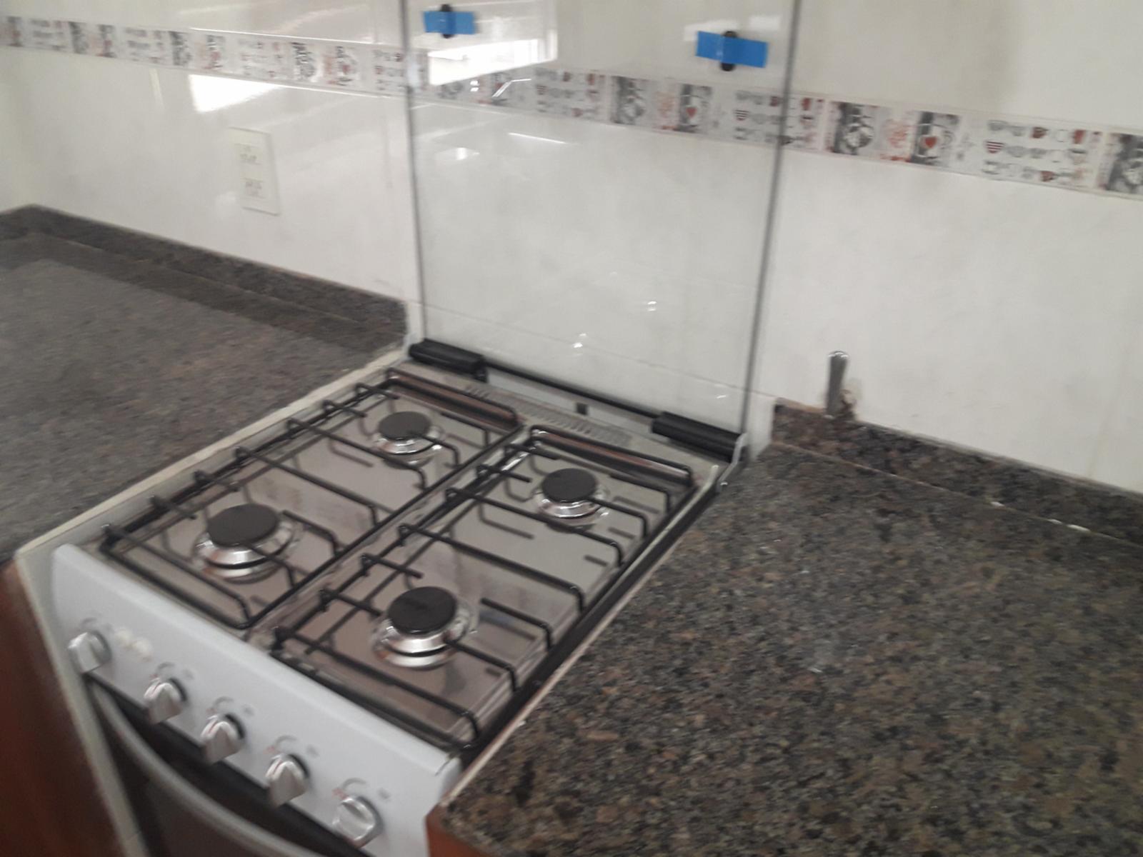 Casa 2 dorm. P.A. Excelente Zona — foto 3