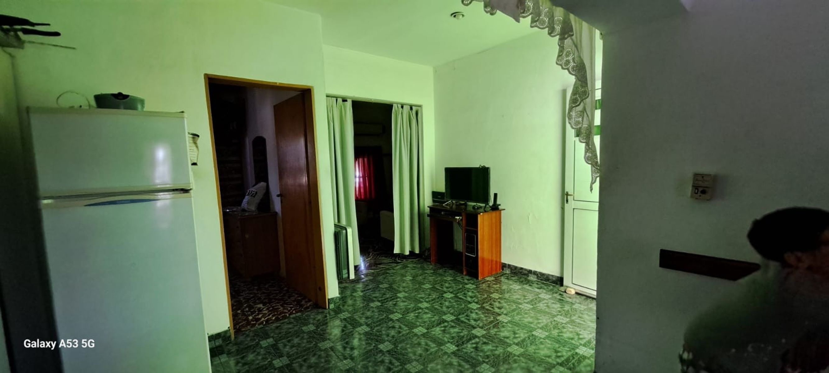 Casa muy cómoda en planta alta, 2 dormitorios. Escriturable — foto 7