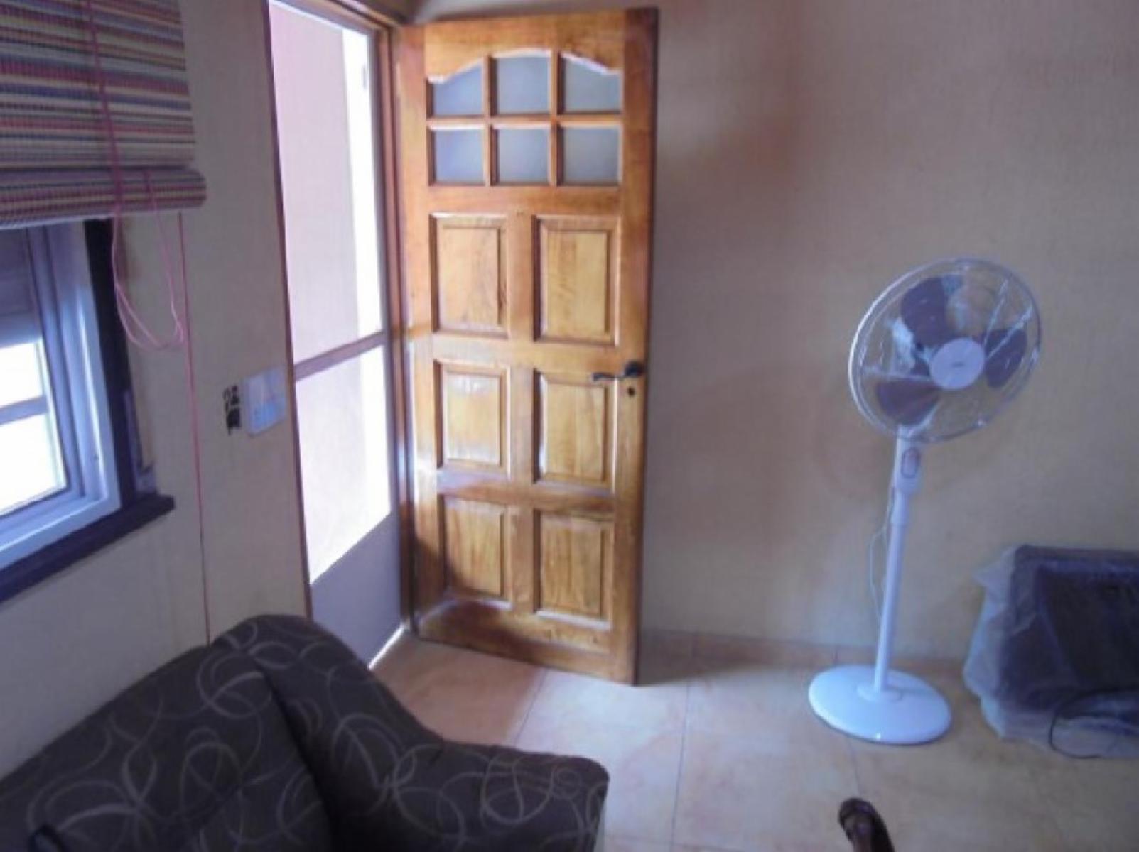 OPORTUNIDAD CHALET 3 AMBIENTES + 2 DEPTOS 2 AMB - ZONA NORTE-CON GAS NATURAL — foto 4