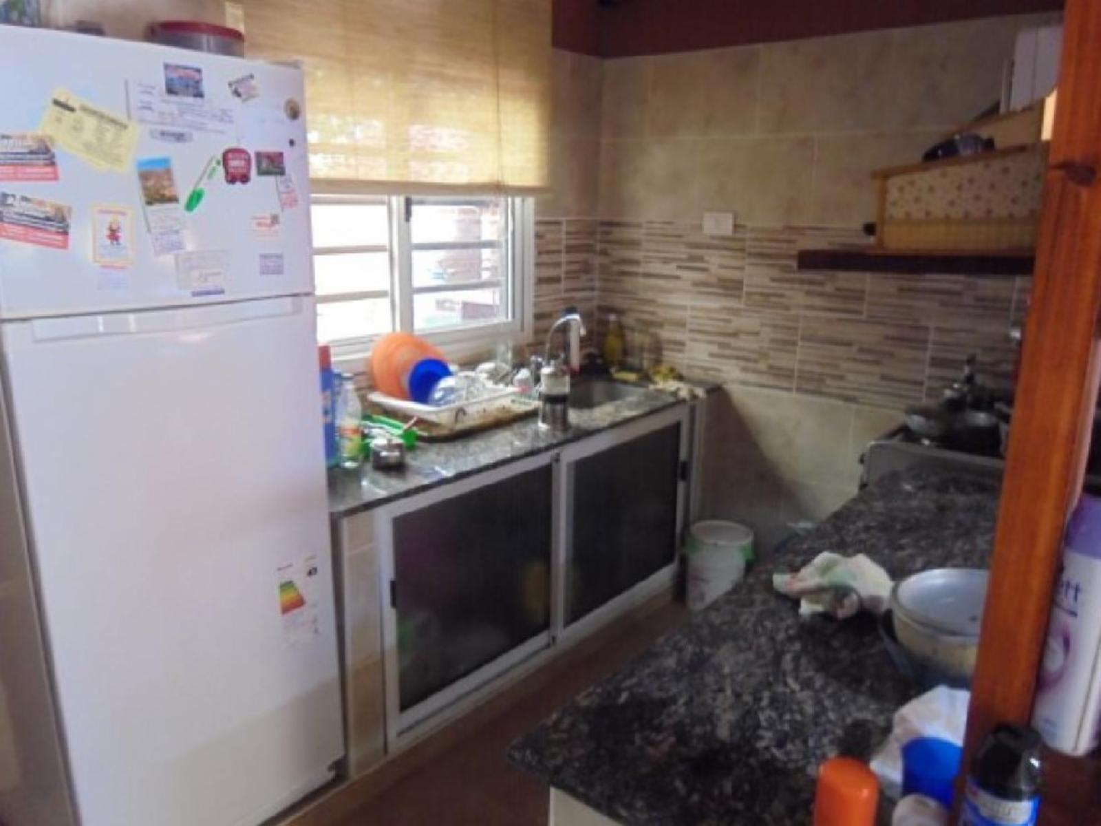 OPORTUNIDAD CHALET 3 AMBIENTES + 2 DEPTOS 2 AMB - ZONA NORTE-CON GAS NATURAL — foto 6