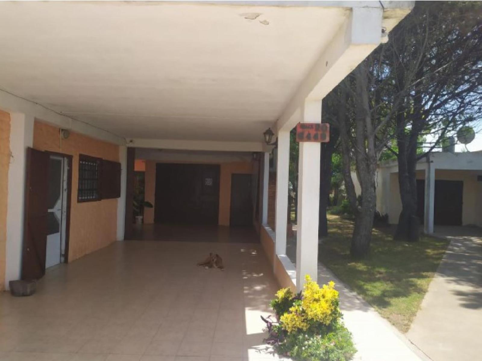 BLOCK : CHALET + DEPTOS- ZONA PLAYA GRANDE — foto 3